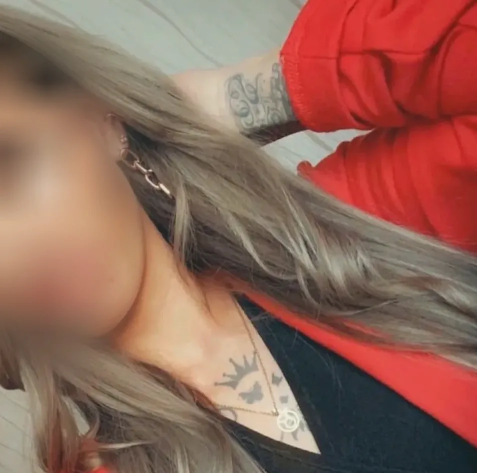 Cecilia, 32