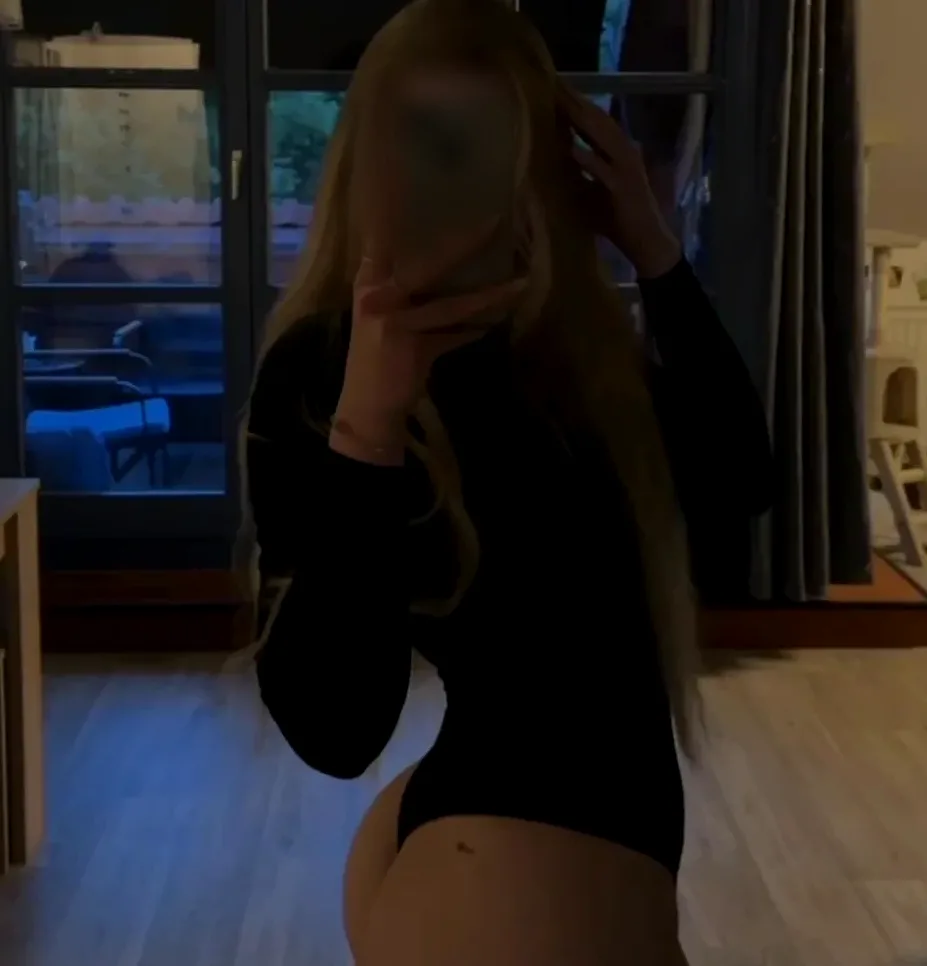 Zainab, 23